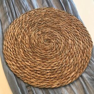 Round Woven Placemat